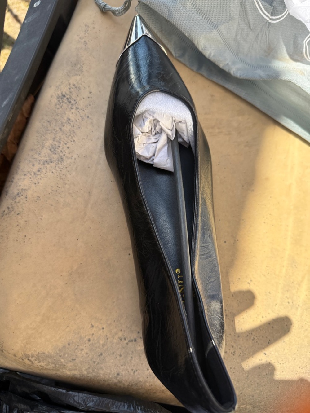 Black Pointed Toe Leather Pump with Silver Cap